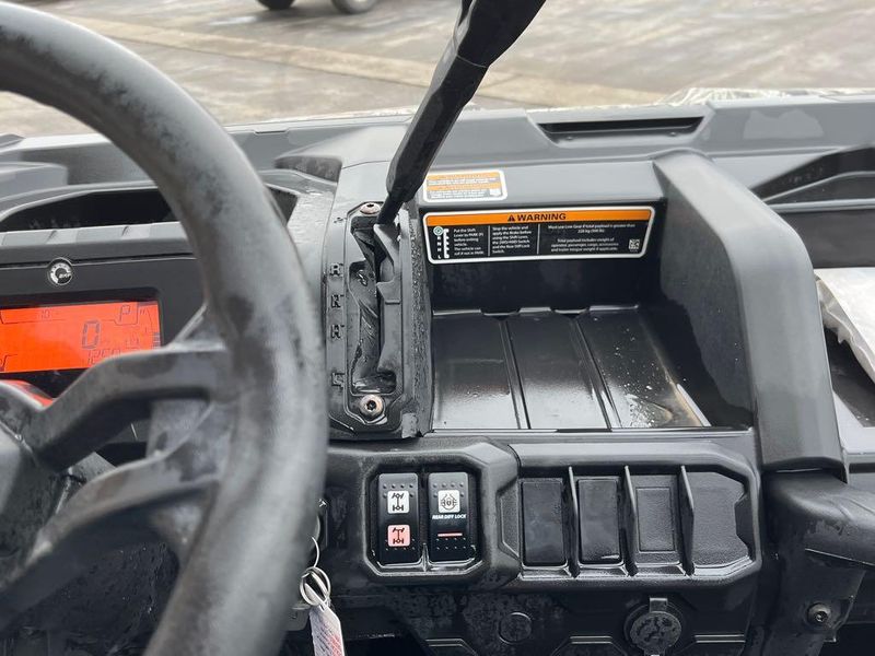 New 2025 Can-Am DEFENDER DPS 62 HD9 