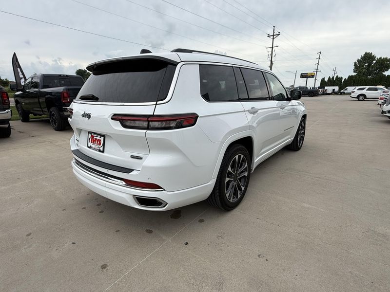 Used 2023 Jeep Grand Cherokee L OverlandImage 34