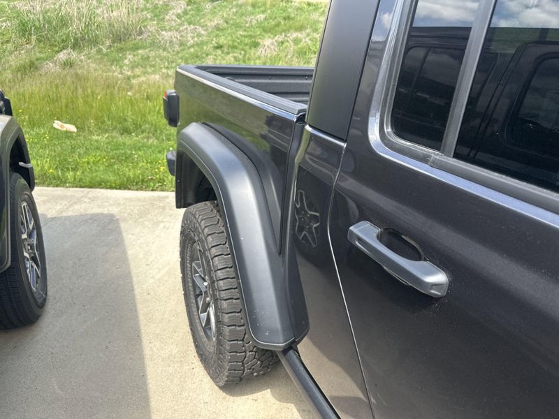 2025 Jeep Gladiator Mojave 4x4Image 6