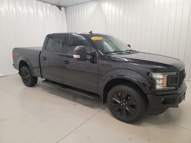 2020 Ford F-150 XLT photo 2