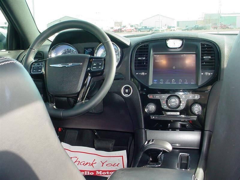 Used 2014 Chrysler 300 S AWD 4dr SedanImage 10