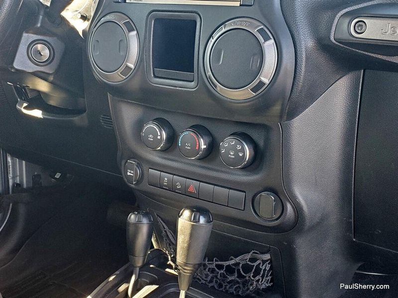 Used 2015 Jeep Wrangler Unlimited Sport