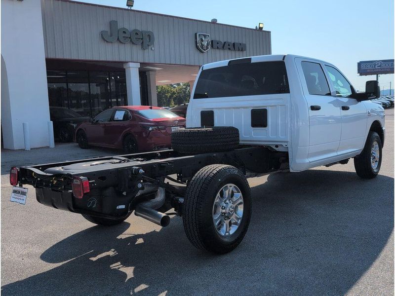 New 2026 RAM 3500 Tradesman Crew Cab Chassis 4x4 60