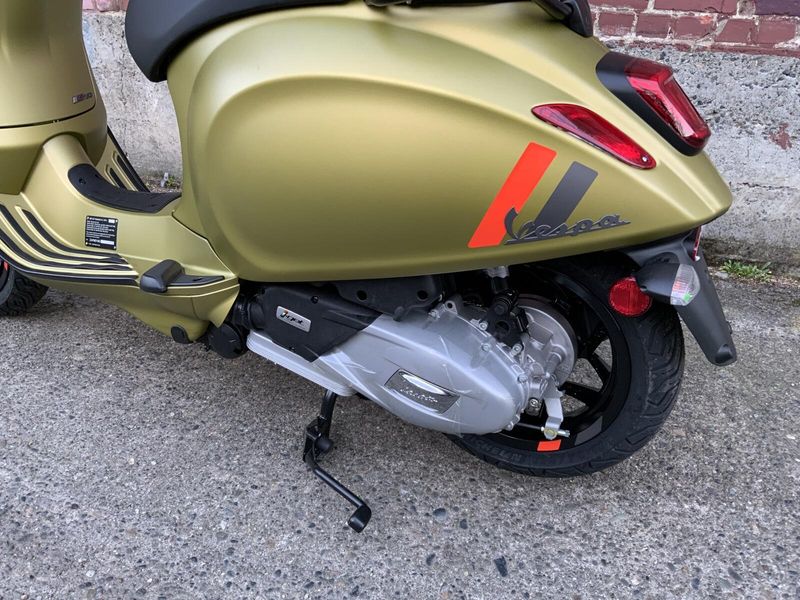 New 2024 Vespa SPRINT 150 SPORT 