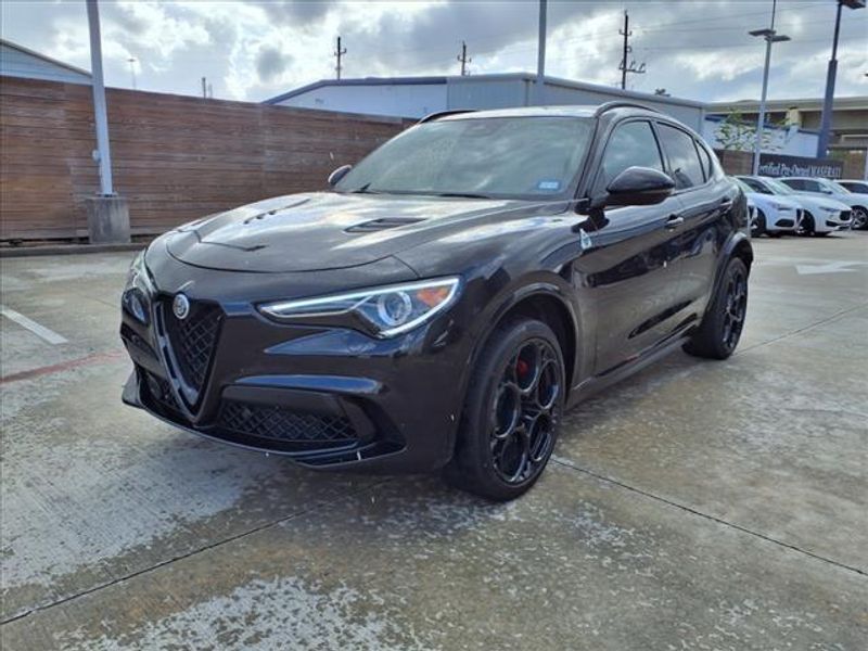 2022 Alfa Romeo Stelvio QuadrifoglioImage 10