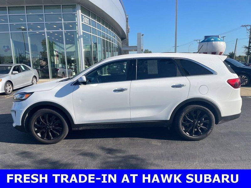 2020 Kia Sorento L photo 2
