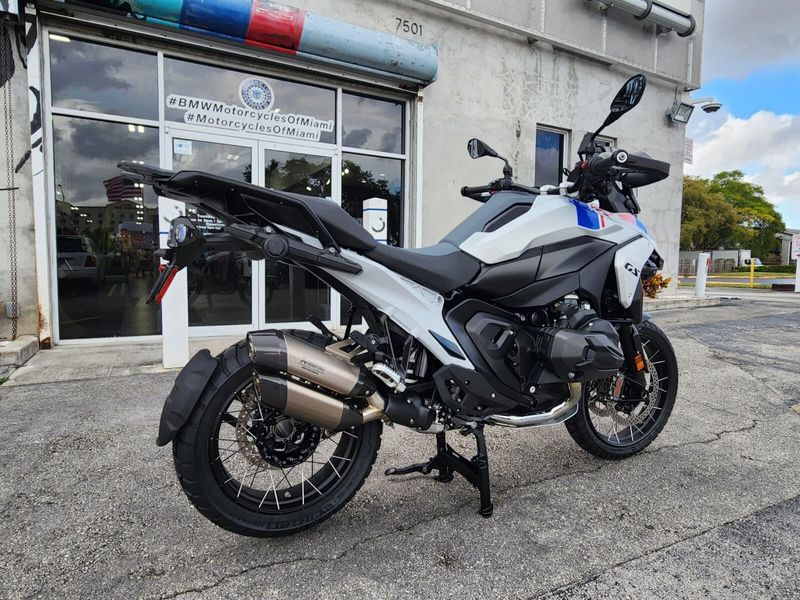 2026 BMW R 1300 GSImage 12