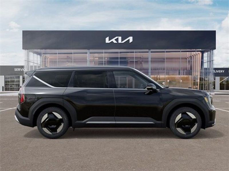 New 2026 Kia EV9 WindImage 7