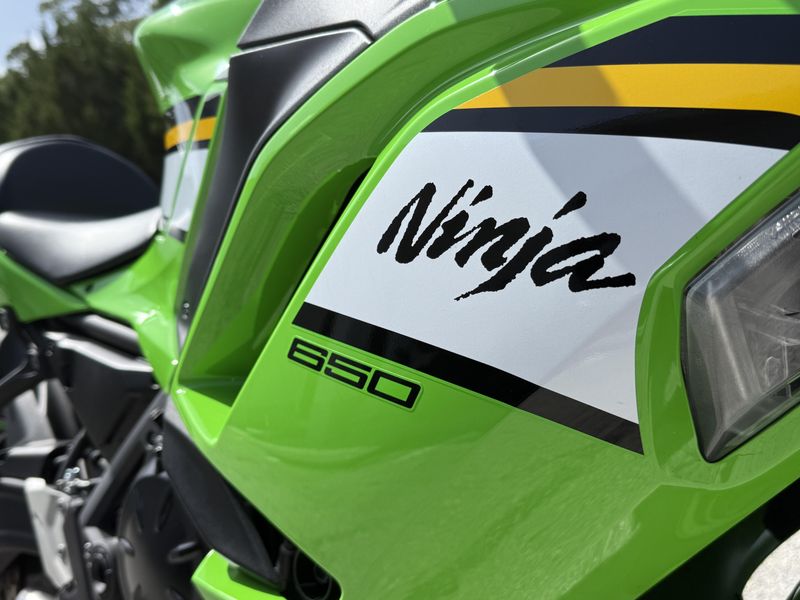2025 Kawasaki Ninja 650 KRT Edition ABS