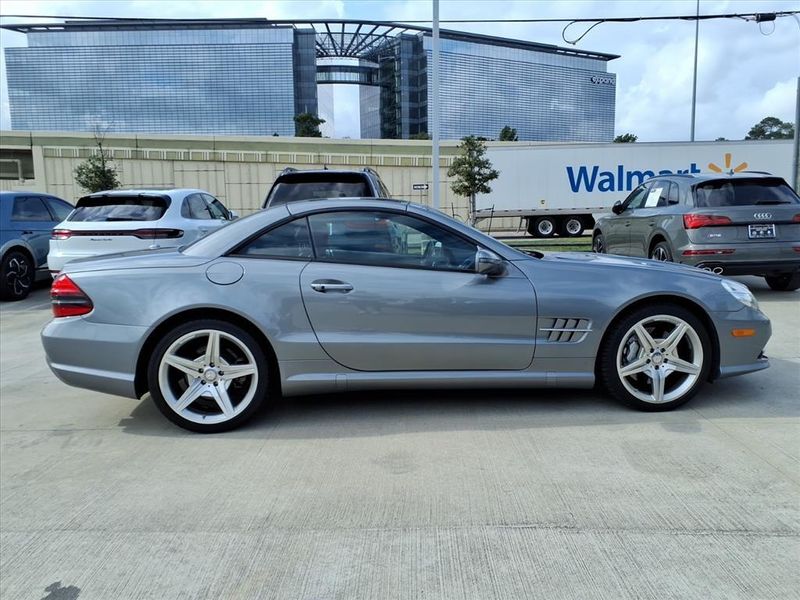 Used 2011 Mercedes-Benz SL 550 550Image 14
