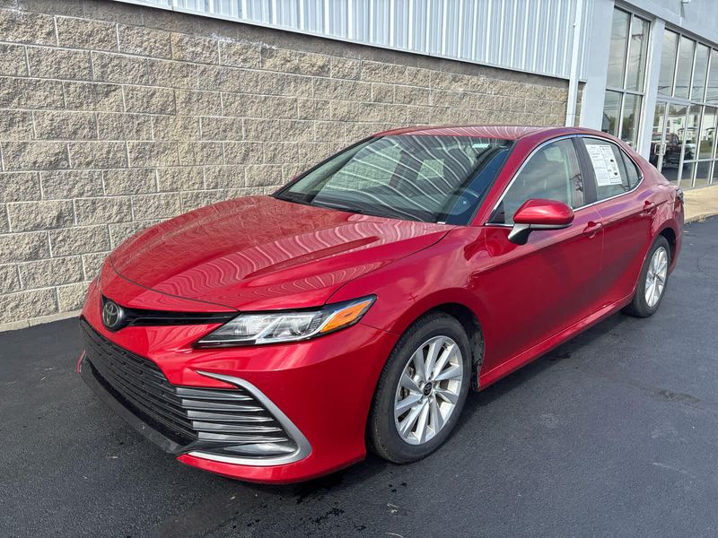 2024 Toyota Camry LE photo 4
