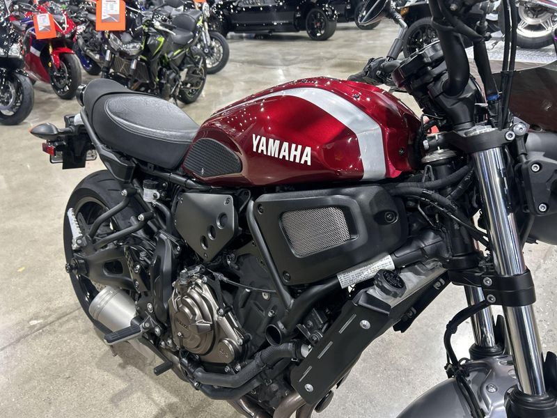 2018 Yamaha XSR700  in a RASPBERRY METALLIC exterior color. Del Amo Motorsports of Redondo Beach (424) 390-7811 delamomotorsports.com 