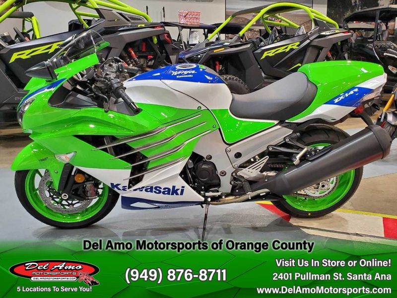 2024 Kawasaki ZX1400JRFNL-GN1  in a LIME GREEN/PEARL CRYSTAL WHITE/BLUE exterior color. Del Amo Motorsports of Orange County (949) 416-2102 delamomotorsports.com 