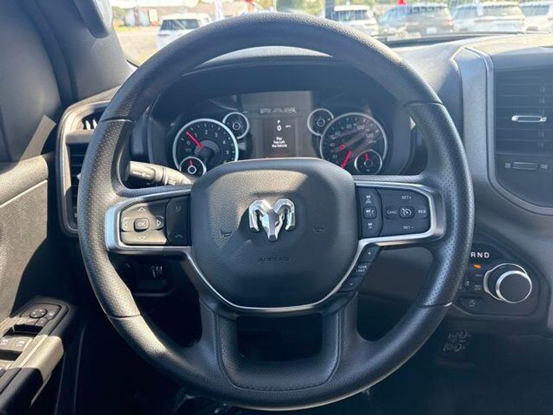 2025 RAM 1500 Tradesman Crew Cab 4x4 5'7' Box