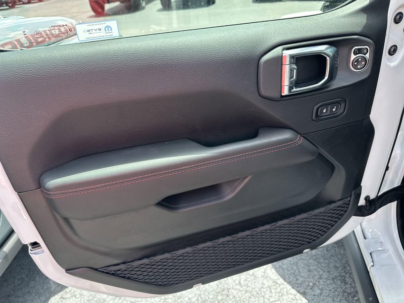 New 2025 Jeep Gladiator Rubicon X 4x4Image 19