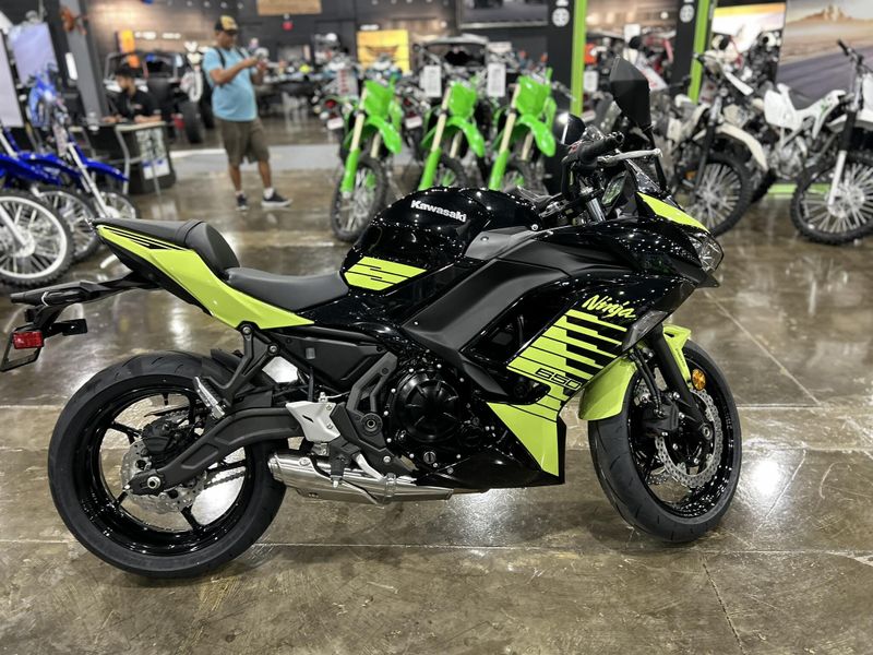 New 2026 Kawasaki NINJA 650 ABS Image 2