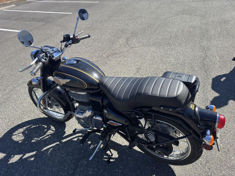 2024 Royal Enfield Bullet 350 - BLACK AND GOLD 