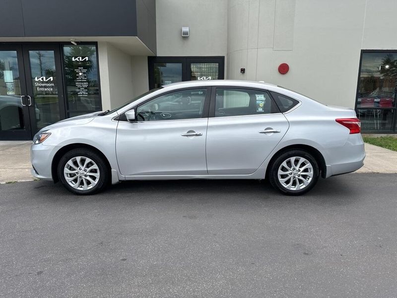 2018 Nissan Sentra SVImage 8