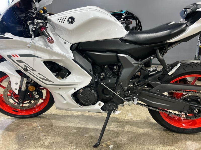 2023 Yamaha YZF-R7 Image 14
