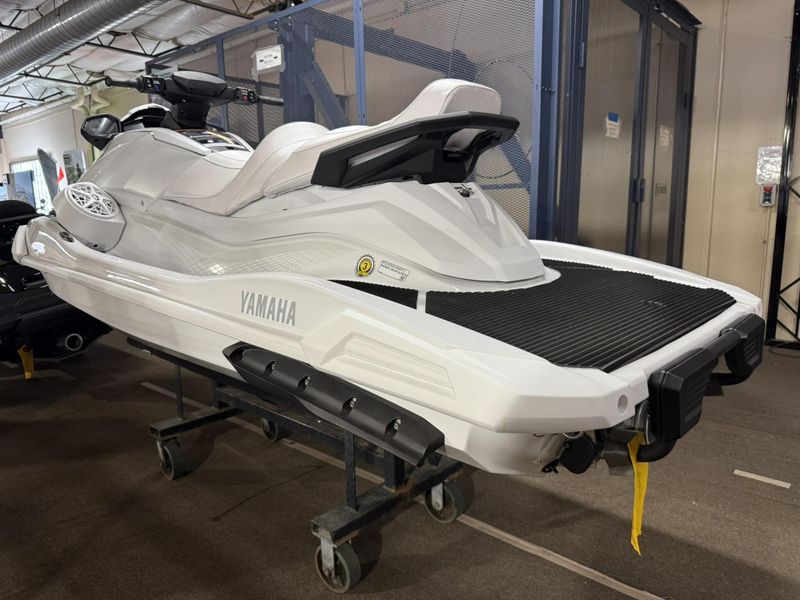 2025 Yamaha VX CRUISER W/AUDIO Image 7