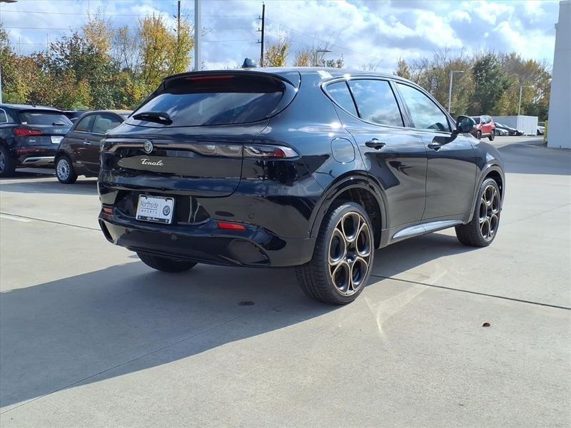 New 2025 Alfa Romeo Tonale Intensa AwdImage 7