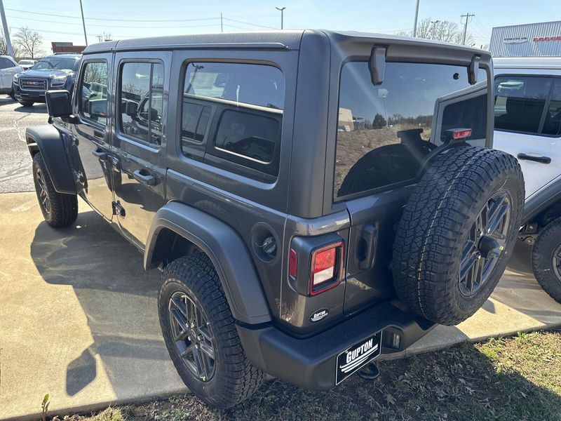 2025 Jeep Wrangler 4-door Sport SImage 9