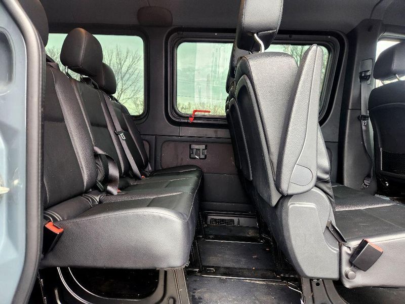 2020 Freightliner Sprinter 2500 Standard Roof V6Image 36