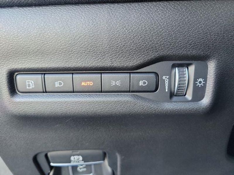 New 2026 Jeep Cherokee Laredo 4x4
