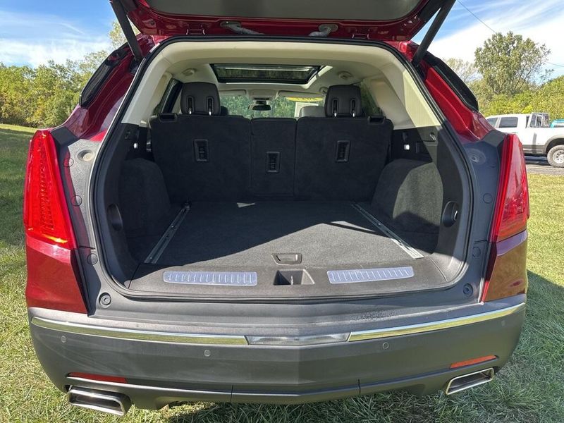2017 Cadillac XT5 Premium Luxury photo 6