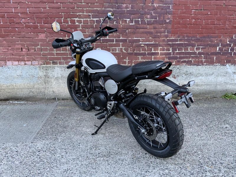 2026 Triumph SCRAMBLER 400 XC