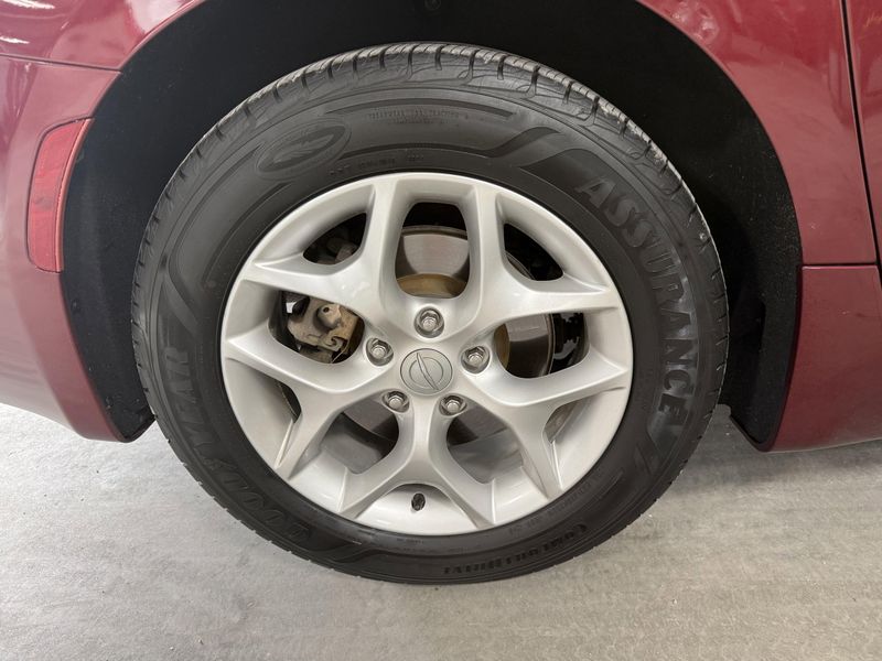 Used 2018 Chrysler Pacifica Touring LImage 7