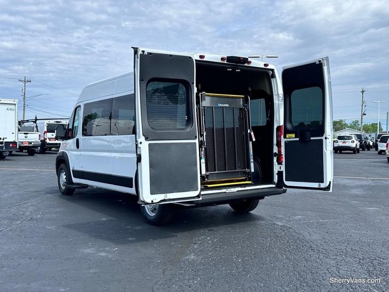 2023 RAM ProMaster 2500 High RoofImage 16