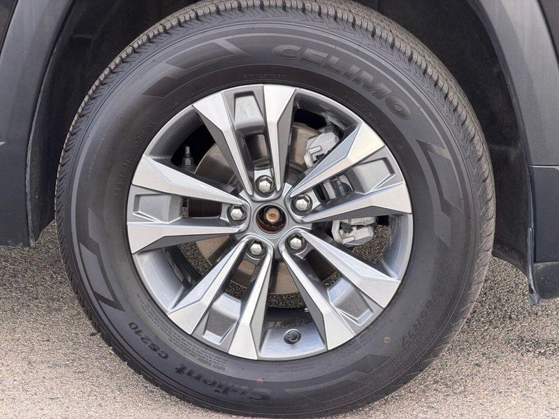 Used 2026 Chevrolet Equinox LTImage 9