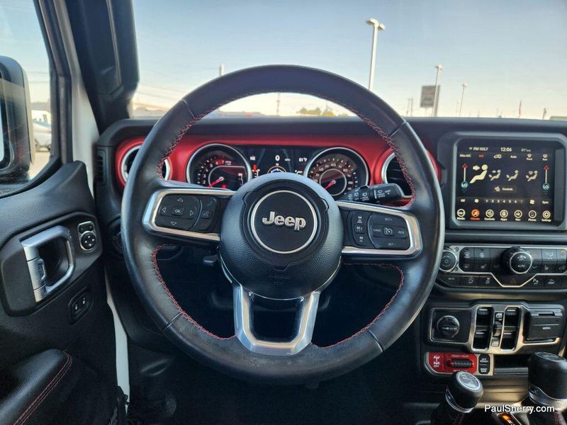 2022 Jeep Wrangler Unlimited Rubicon photo 32