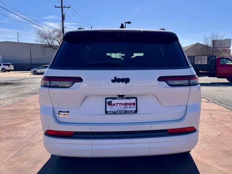 New 2026 Jeep Grand Cherokee L Limited Reserve 4x4Image 6