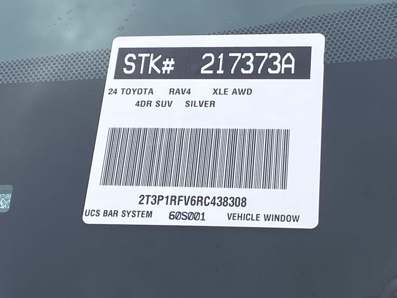 2024 Toyota RAV4 Image 32