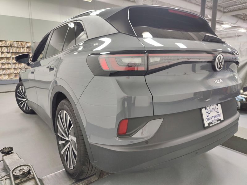 2024 Volkswagen ID.4 S w/Glass RoofImage 12