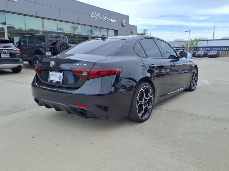 Used 2022 Alfa Romeo Giulia VeloceImage 20