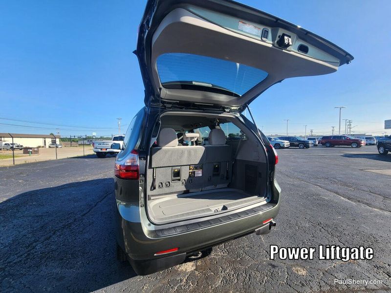 Used 2020 Toyota Sienna LE