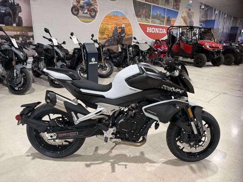 New 2026 CFMOTO 800NK Image 11