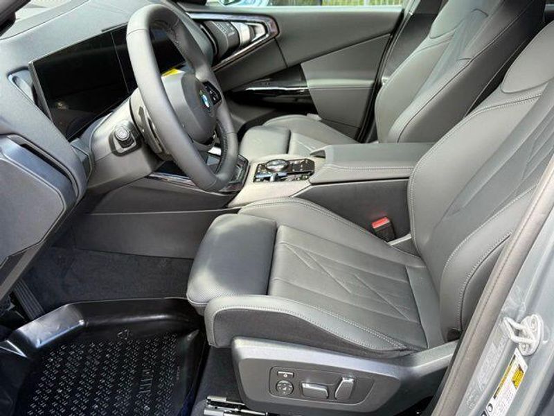 New 2026 BMW X3 30 xDriveImage 17