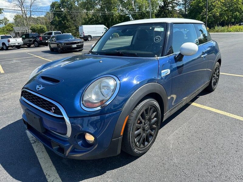 2018 Mini Cooper 2 Door Hardtop S photo 3