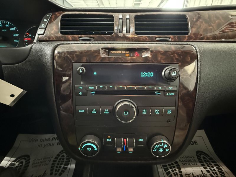 Used 2012 Chevrolet Impala LT FleetImage 23
