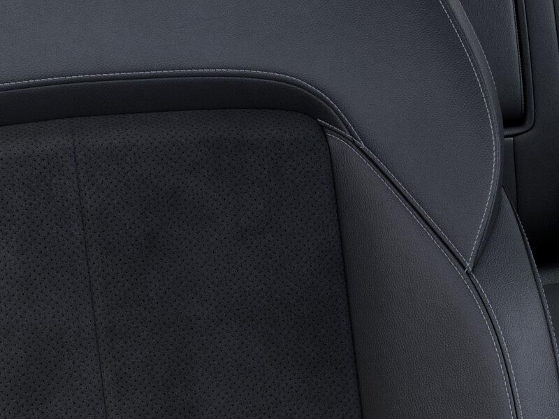 New 2025 Jeep Grand Cherokee Altitude 4x2Image 27