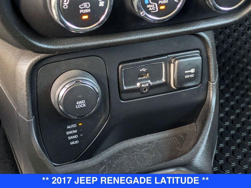 2017 Jeep Renegade Latitude North Edition photo 23