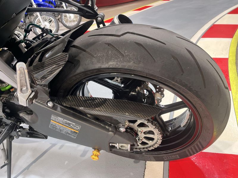Used 2024 Kawasaki NINJA ZX-6R Image 28