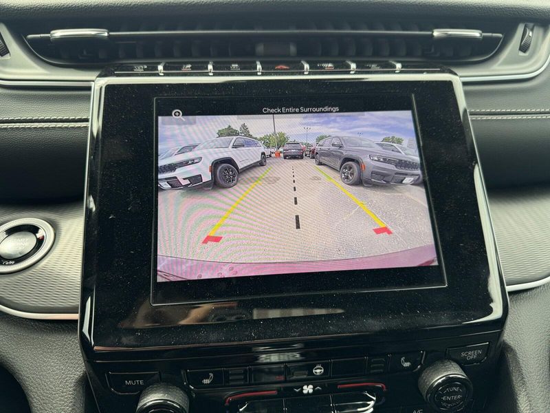 2024 Jeep Grand Cherokee L Altitude XImage 25