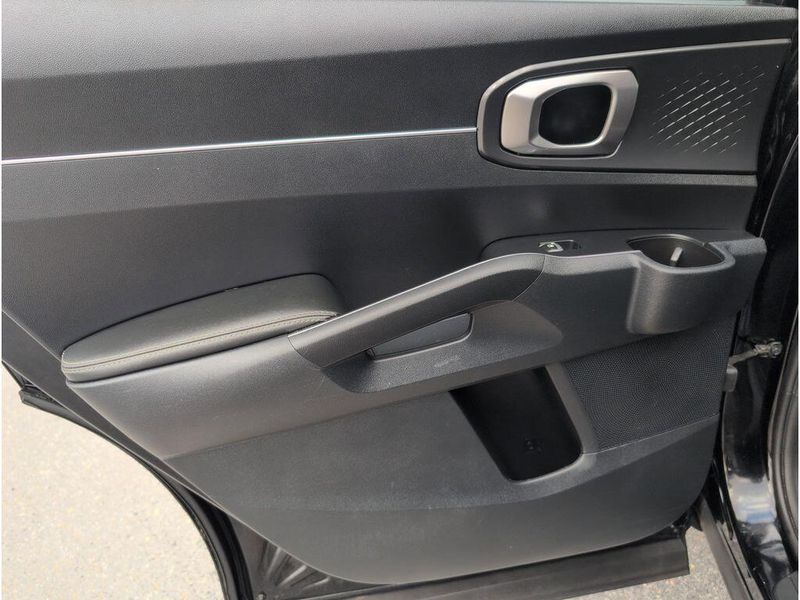 Used 2023 Kia Sorento SImage 31