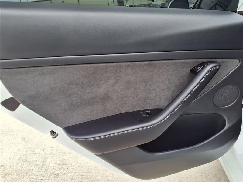 Used 2023 Tesla Model 3 Long RangeImage 16