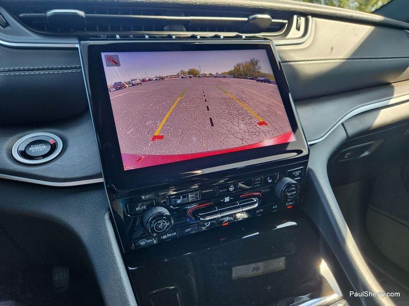 New 2025 Jeep Grand Cherokee L Limited 4x4